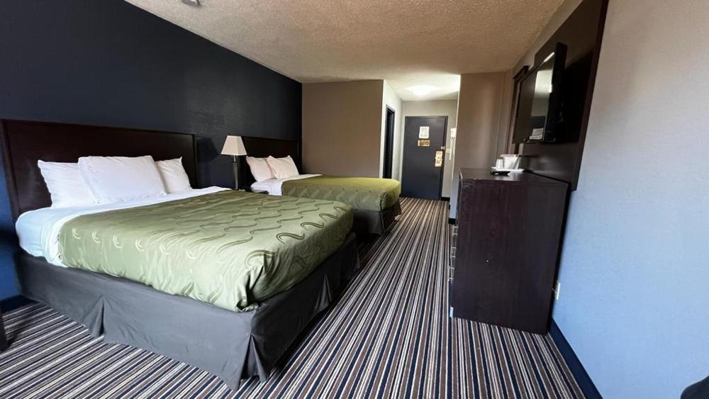 Room image 5