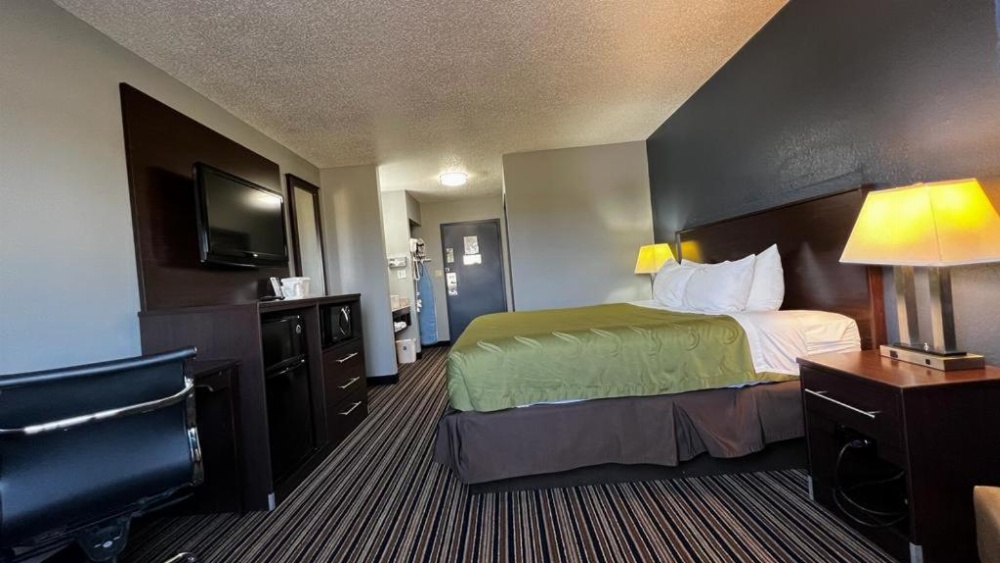 Room image 5